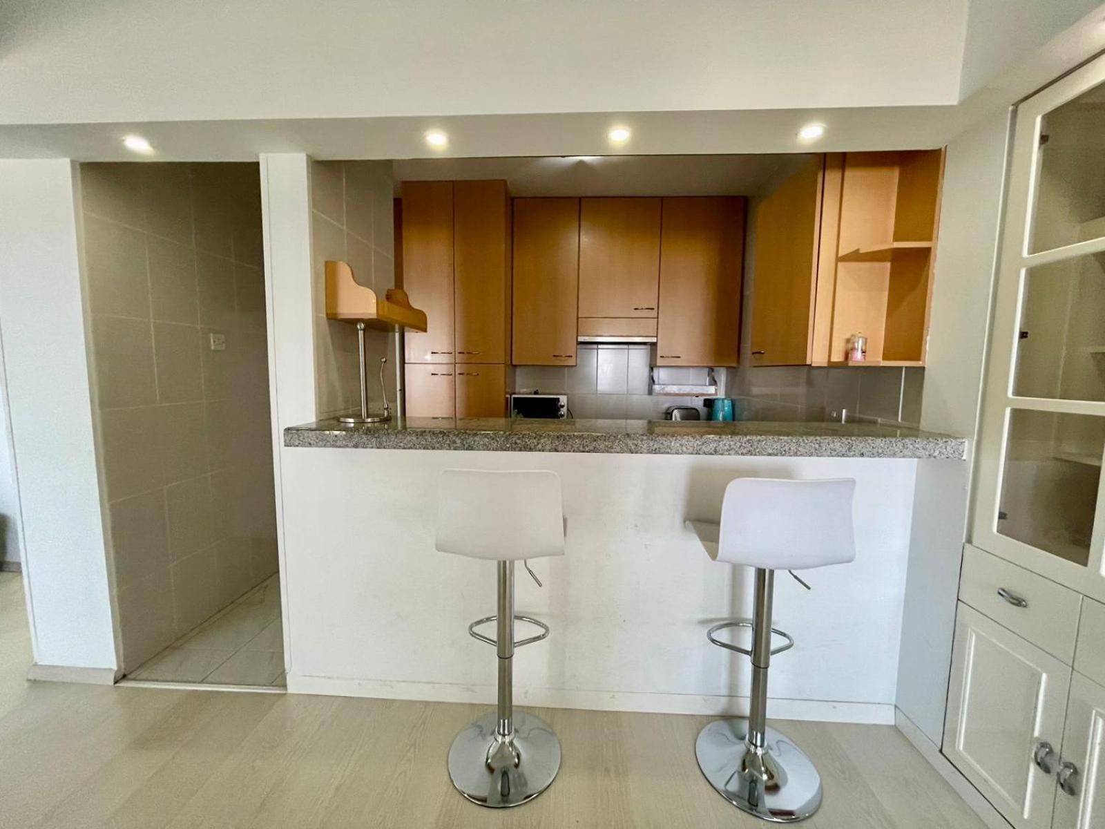 Sea View Suite In Makenzy Larnaca Bagian luar foto