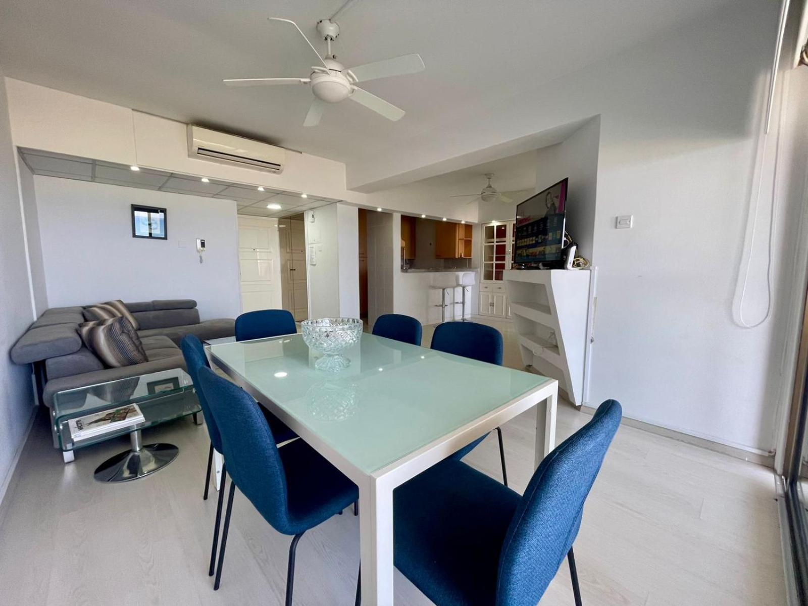 Sea View Suite In Makenzy Larnaca Bagian luar foto
